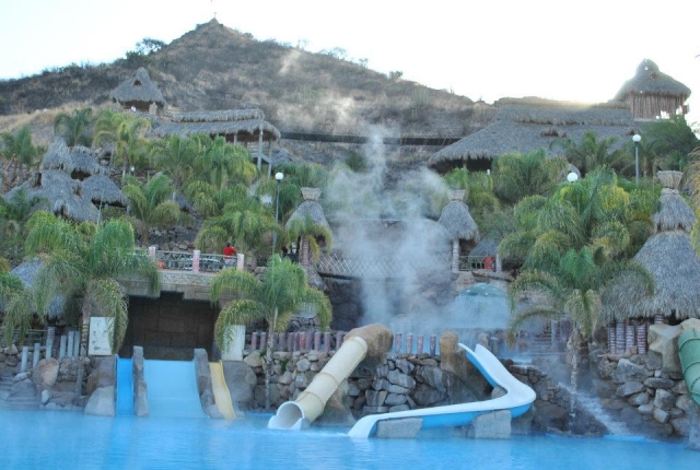 Toboganes y resbaladillas